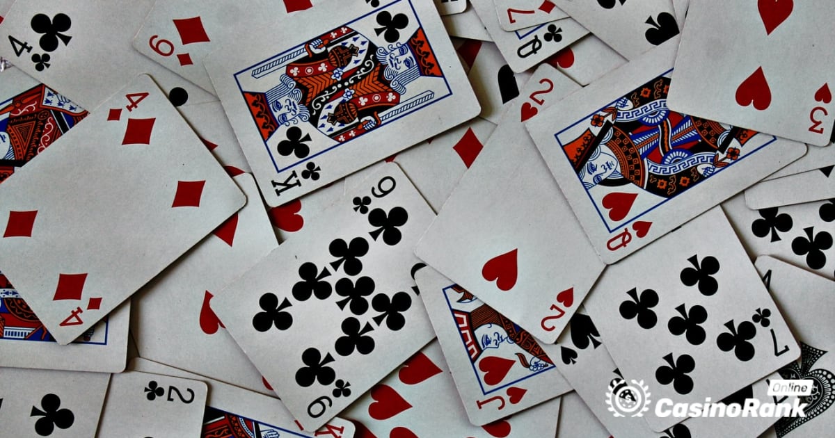 ایڈ تھورپ نے آن لائن بلیک جیک میں کارڈ کی گنتی کو کیسے تبدیل کیا۔